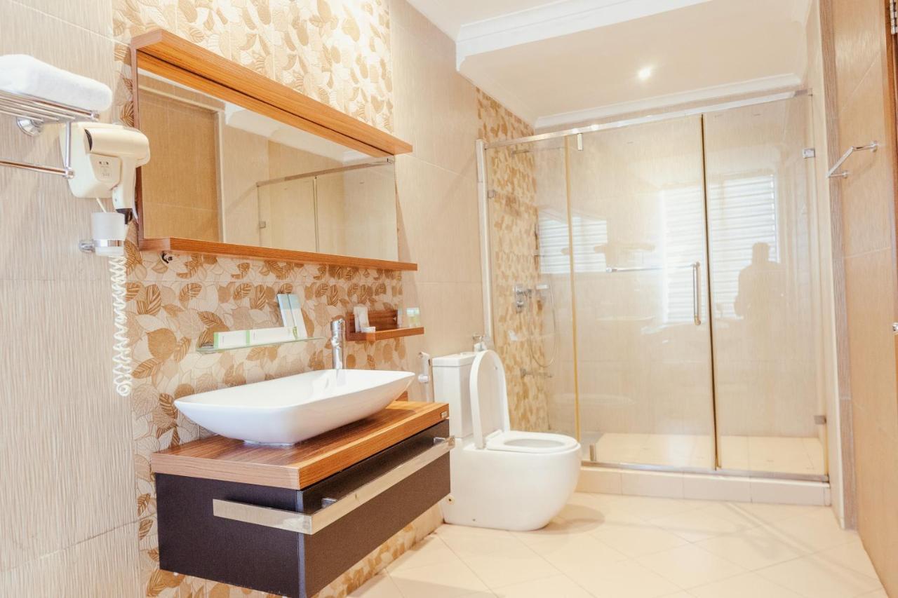 Tanga Beach Resort & Spa Екстериор снимка